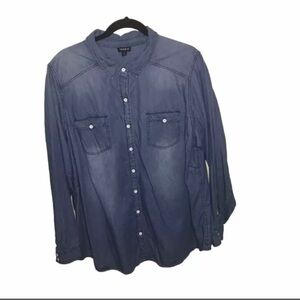 3X Torrid medium wash chambray denim shirt blouse top long sleeves